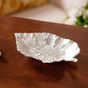 Plato Decorativo de Hojas Plateadas para Frutas, Tazón para Regalos, Última Novedad, Elegantes Tazones con Diseño Curvo para Fiestas - Product Image 1