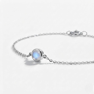 Bracelet à maillons classique en argent sterling plaqué rhodium avec pierre de lune sertie clos, collection Rhaya Jewels, idéal pour les mariages d'enfants - Product Image 3