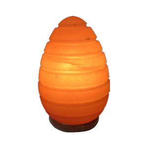 Lampe en matériau organique sculpté à la main 100% naturel de l'Himalaya, forme irrégulière durable, qualité excellente, emballée dans un sachet - Product Image 3
