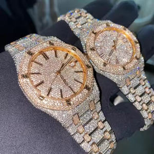 Montre de luxe pour homme en quartz avec diamants Moissanite, au look éclatant et une présence audacieuse - Product Image 1