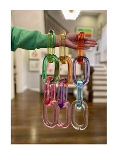 Chaîne murale décorative en résine époxy faite à la main de luxe, maillons de chaîne en résine sur mesure, décoration murale artisanale pour intérieur - Product Image 1