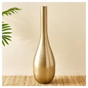 Vase à fleurs décoratif moderne en acier inoxydable fait main, élégant vase de table pour salon et décoration florale de mariage - Product Image 6