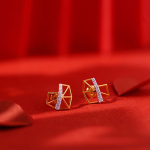 Pendientes de Diamantes con Facetas Lineales, Oro Amarillo de 14K, Pendientes de Diamantes Redondos en Forma de Corazón, Diamantes Cultivados en Laboratorio de Corte Redondo, Joyería Fina de Lujo - Product Image 1