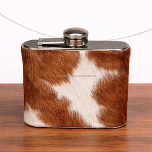 ปลอกกระติกน้ำสแตนเลส 7 ออนซ์ หุ้มด้วยหนังแท้ลายขนสัตว์ สไตล์เรสติกแบบตะวันตก ปลอกกระติกวิสกี้แบบกำหนดเองได้ - Product Image 4