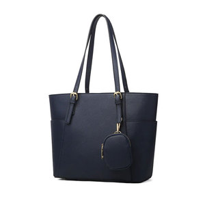 Sac fourre-tout à bandoulière en cuir véritable pour femme, de qualité supérieure, avec fermeture éclair, détail pompon, design tendance haut de gamme, durable et prêt pour les voyages - Product Image 2