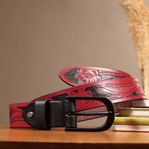 Cinturón de Cuero de Moda para Hombre, Hecho a Mano, con Grabado Floral en Dos Tonos, Hebilla de Aleación Negra Mate - Product Image 6