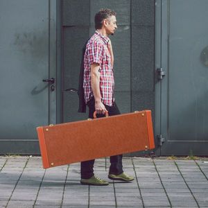 Étui rigide carré en PU marron pour guitare électrique 82303602, compatible avec les guitares électriques ST TL Burning Fire 170 Style - Product Image 5