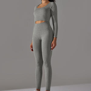 Ensemble de survêtement d'été personnalisé avec logo – Nouveauté : T-shirt et short 2 pièces pour homme – T-shirt personnalisé avec short - Product Image 3