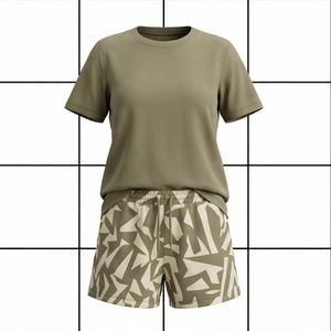 Conjunto de 2 Piezas para Mujer, Camiseta Color Oliva Sólido con Pantalones Cortos con Estampado Geométrico, Ropa Casual de Primavera/Verano, Largo por Encima de la Rodilla, Corte Regular - Product Image 1