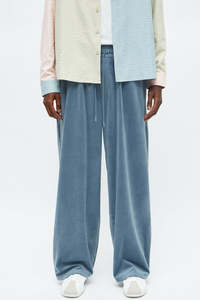 Pantalon de détente en velours bleu poussière pour homme, coupe ample, longueur intégrale, tendance – Vente en gros – Fabricant de pantalons pour hommes - Product Image 2