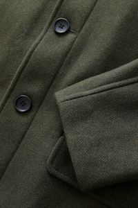 เสื้อโค้ทลำลองผู้ชายสำหรับฤดูหนาว ความยาวปานกลาง ไซส์ใหญ่ ผ้าขนสัตว์ 100% เสื้อโค้ทหนา คอวี ระบายอากาศได้ดี แห้งเร็ว ติดกระดุม ขนห่าน - Product Image 3