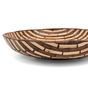 จานเสิร์ฟลายไม้มะพร้าวลายม้าลาย เป็นมิตรกับสิ่งแวดล้อม พร้อมฝังเปลือกมะพร้าว ขนาด 32 ซม. จานทำมือ เกรดสำหรับอาหาร นำเข้าจากบาหลี - Product Image 1