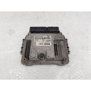 Santa Fe - ECU et modules informatiques d'occasion - 3913027820 - Product Image 3