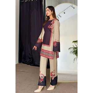 Conjunto de ropa tradicional china de lujo con hermosa impresión digital - Product Image 4