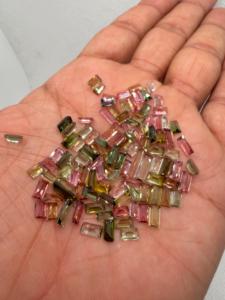 Lot de tourmalines naturelles multicolores taille baguette 6x3-4x2mm 32,50 carats, provenance Mines Africaines, pour la création de bijoux sur mesure, extraies de la Terre, Zehra - Product Image 2