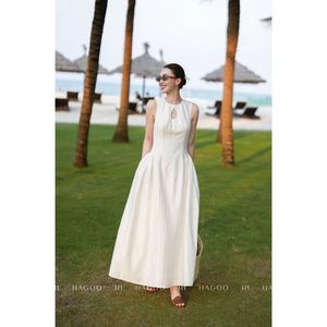 Vestido Maxi sin Mangas para Mujer al por Mayor de Vietnam, con Cuello de Agujero, Cintura Alta, Casual y Elegante para Verano [V9073] - Product Image 5