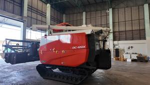 Moissonneuse-batteuse Kubota DC 120X, moteur haute puissance 120 CV, équipement agricole haute performance pour l'agriculture professionnelle - Product Image 6