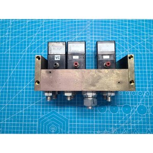 Lam Research 98123457+00180158 Process Chamber <b>Seal</b> Assembly Used As Is Legacy Semiconductor Equipment Parts - Product Image 1