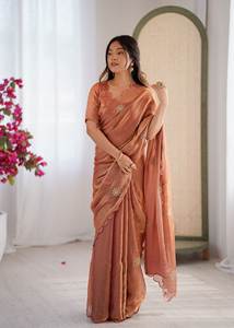 Sari de satén Fendi de diseño exquisito con elegante trabajo de cuentas bordadas y blusa bordada a juego para uso en bodas de alta gama - Product Image 6