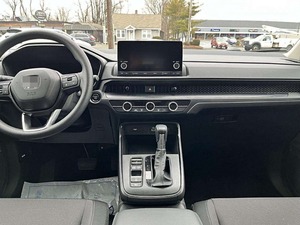 USADO 2025 H / a C-R-V LX AWD Tracción en las Cuatro Ruedas Motor de Gasolina 1.5L I-4 Automático SUV/Crossover - Product Image 4