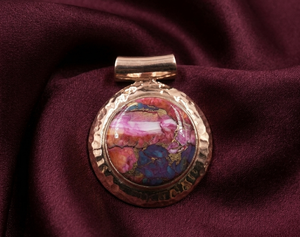 Pendentif en turquoise naturelle rose, fait main, argent sterling 925, forme ronde, bijoux bohèmes, cadeau pour elle, cadeau de Noël - Product Image 3