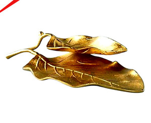 Plat et bol à chips et trempettes tendance, écologiques, en aluminium doré, double compartiment, forme moderne et unique - Product Image 2