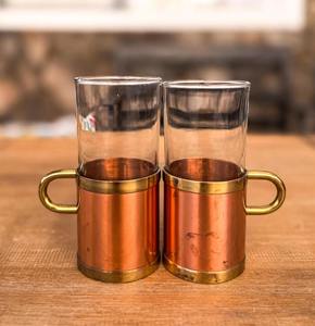 Taza de té de vidrio de diseño con soporte de cobre, juego de 2, perfecta para servir té, café, capuchino y latte, venta al por mayor desde India. - Product Image 5