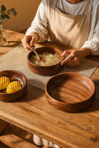Ensaladera de Madera Hecha a Mano: Decoración Rústica para Cocina y Comedor - Product Image 2