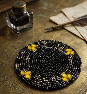 Black Yellow Beaded Coaster Handmade Round <b>Table</b> Decor Elegant Coffee Coaster Dining <b>Table</b> <b>Mat</b> Stylish Home Decoration Piece - Product Image 3
