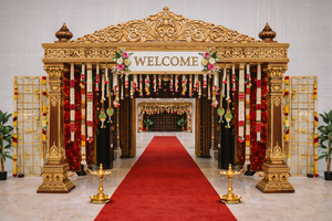 Auténtico Mandap de Boda del Sur de la India con Pilares Tallados, Mandap Manavarai para Eventos de Boda Tamil, Grand Kalyana Mandapam USA - Product Image 3