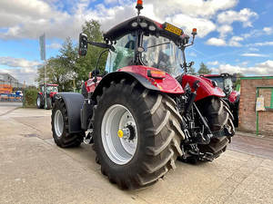 Tractor de Ruedas CASE IH Usado de 175 HP a 299 HP con Cargador Frontal, Tractor Utilitario Agrícola - Product Image 4