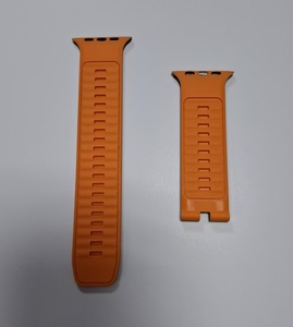 Bracelet de montre en silicone liquide bicolore (LSR) moulé par injection, personnalisable, remplacement disponible, OEM disponible - Product Image 2