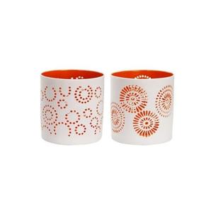 Portavelas votivo de metal hecho a mano que combina la artesanía experta con la luz relajante de las velas para un uso decorativo consciente. - Product Image 3