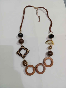 Luxurious Handcrafted Resin <b>Beads</b> <b>Necklace</b> for Women High Polished Pearl Beautiful Fashion Accessory Best Quality Direct India - Product Image 4