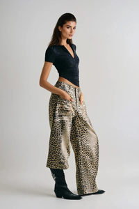 กางเกงยีนส์ผู้ชายคุณภาพสูง พิมพ์ลายสีขาว ทรงสลิมฟิต ผ้ายีนส์ยืด ลายพราง กางเกงยีนส์ลำลอง แฟชั่นสตรีท - Product Image 5