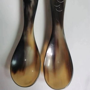 Cuillère de service en corne marine véritable polie, nouveau design traditionnel, couverts décoratifs pour la maison, en corne naturelle de bœuf et de buffle - Product Image 1