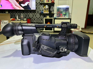 Precio al por Mayor, Cámara de Conferencia Panasonic AG-HMC153MC con Zoom Óptico 13X, 1080P HD, Tres Sensores 3MOS de 1/4.1 Pulgadas - Product Image 6