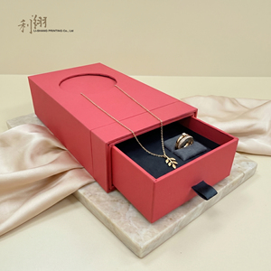 Caja de Regalo Cuadrada Rígida de Papel de Arte Premium para Bebidas, Estructura Especial con Solapa Abatible, Estampado en Lámina Dorada, Diseño Multicapa, Personalizable - Product Image 4