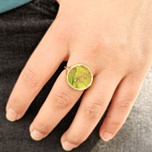 Anillo ligero de moda con banda delgada de turquesa y cobre peridoto, chapado en oro de 18k, joyería llamativa para regalos de damas de honor - Product Image 3