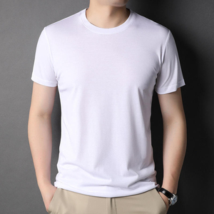 เสื้อยืดคอกลมแขนสั้นสีพื้นสำหรับผู้ชายรุ่นใหม่ ฤดูร้อน สีขาว ขายส่งจากโรงงาน - Product Image 4