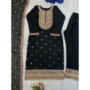 Hermoso Traje Africano para Fiesta con Elegante Dupatta de Fantasía - Product Image 2