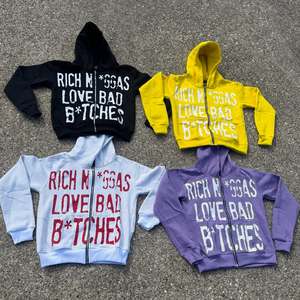 Sudadera con Capucha Personalizada Unisex con Estampado de Amor, Sudadera de Moda Urbana para Hombre, Sudadera Informal con Hombros Caídos, 100% Algodón, Sudadera con Capucha de Spiderman - Product Image 1