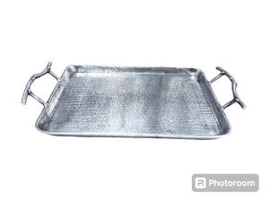 Plateau rectangulaire en aluminium, texture moderne du milieu du siècle, poignée en bambou, 100% fait main, personnalisable, décoration d'intérieur, Noël, Ramadan - Product Image 2