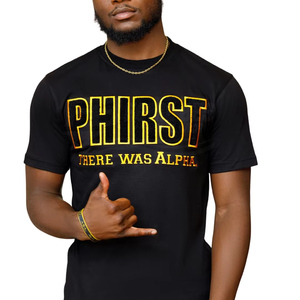 T-shirt Homme Alpha Chenille Personnalisable Noir et Or Fraternité Vie Grecque Décontracté Tendance 100% Coton Lavé Vierge - Product Image 1