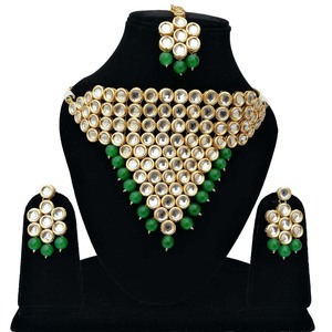 Collier choker indien classique pour femme, pour mariage, fiançailles, anniversaire, fête, vert, cristal traditionnel, Kundan, fausse perle, alliage d'or, cadeau - Product Image 1