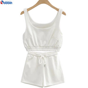 Vêtements pour femmes de haute qualité, ensemble de jogging deux pièces avec crop top, logo personnalisé, streetwear pour femmes, ensemble assorti de 2 pièces pour l'entraînement - Product Image 6