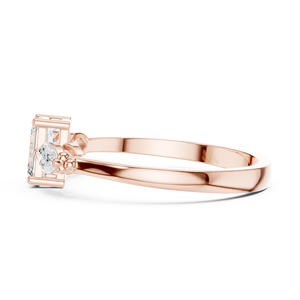 Anillo de Compromiso de Tres Piedras con Diamante Corte Esmeralda en Oro Rosa Personalizado para Mujer, Joyería Fina Minimalista de Promesa - Product Image 5