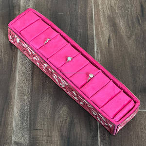 Boîte de présentation de bijoux en velours rose, nouveauté, en cuir brodé floral fait main, pour bagues et boucles d'oreilles multiples, vente chaude - Product Image 3