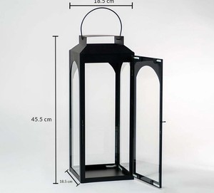 Lanterne carrée moderne en fer noir avec panneaux en verre, faite à la main pour Noël, Halloween, la Saint-Valentin, décoration intérieure - Product Image 4