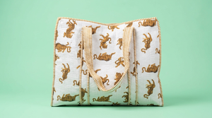 Sac fourre-tout matelassé en coton imprimé léopard avec fermeture éclair pour le shopping et les trajets quotidiens - Product Image 1